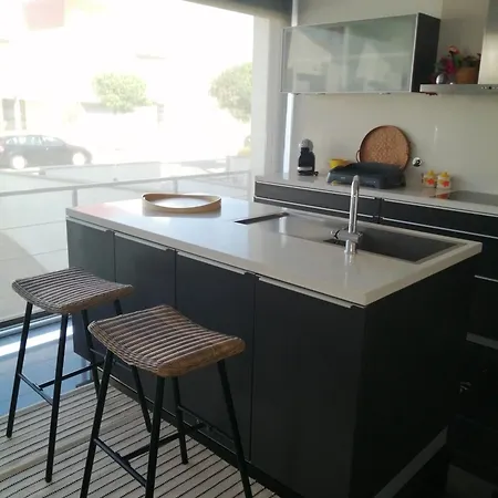 Sunny Ofir بيت ضيافة Fão