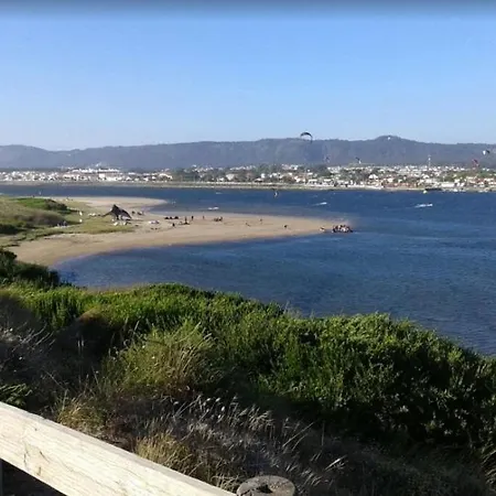 Sunny Ofir Πανσιόν *